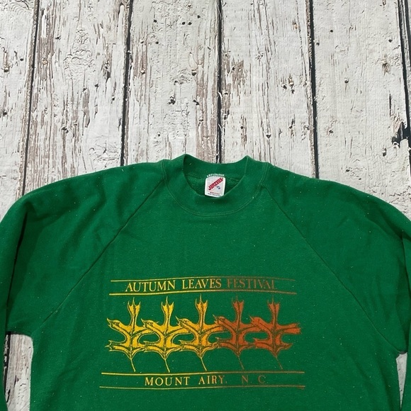 Vintage Mount Airy North Carolina Travel Destination 1980s Crewneck Sweatshirt - Picture 6 of 7